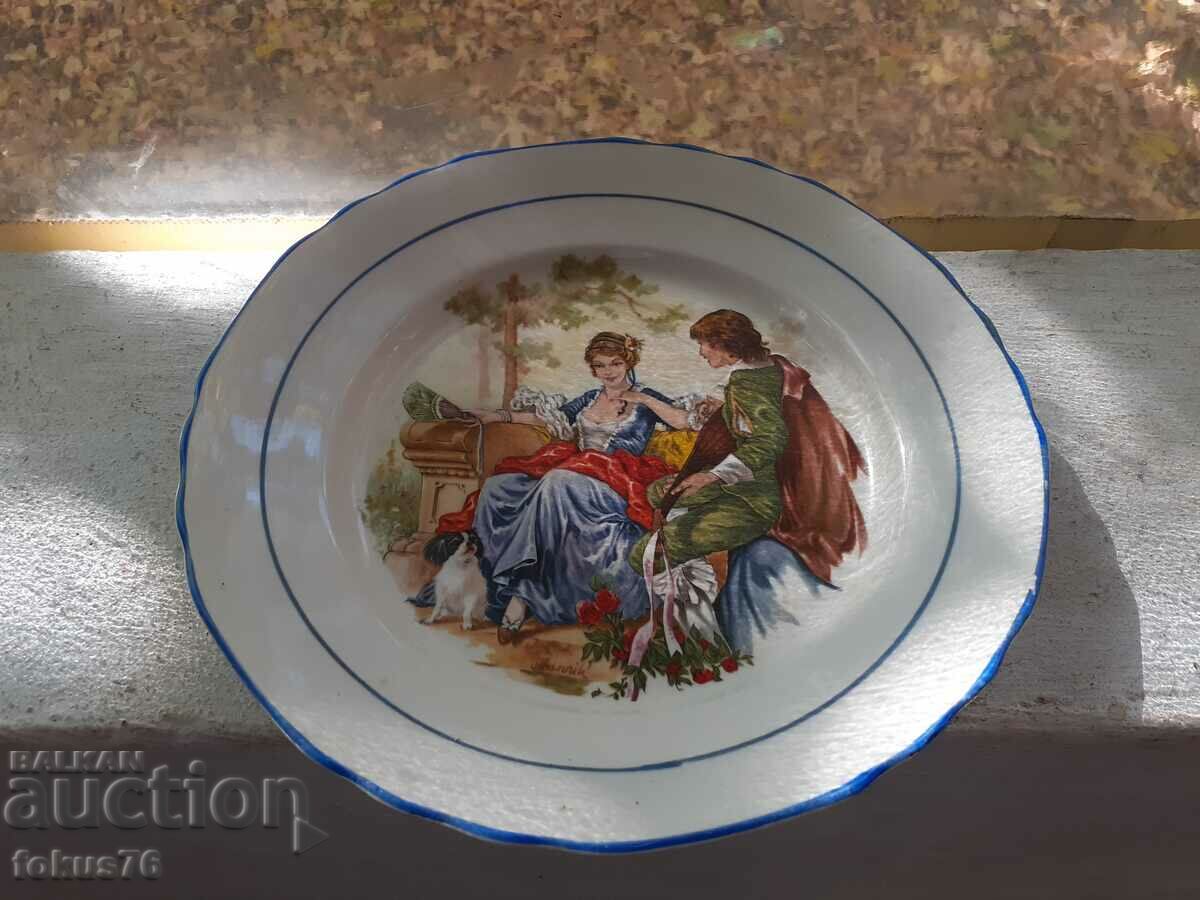 Old porcelain collectible plate with price 100.00 BGN | € 51.13 Old porcelain collectible plate with price 100.00 BGN | € 51.13