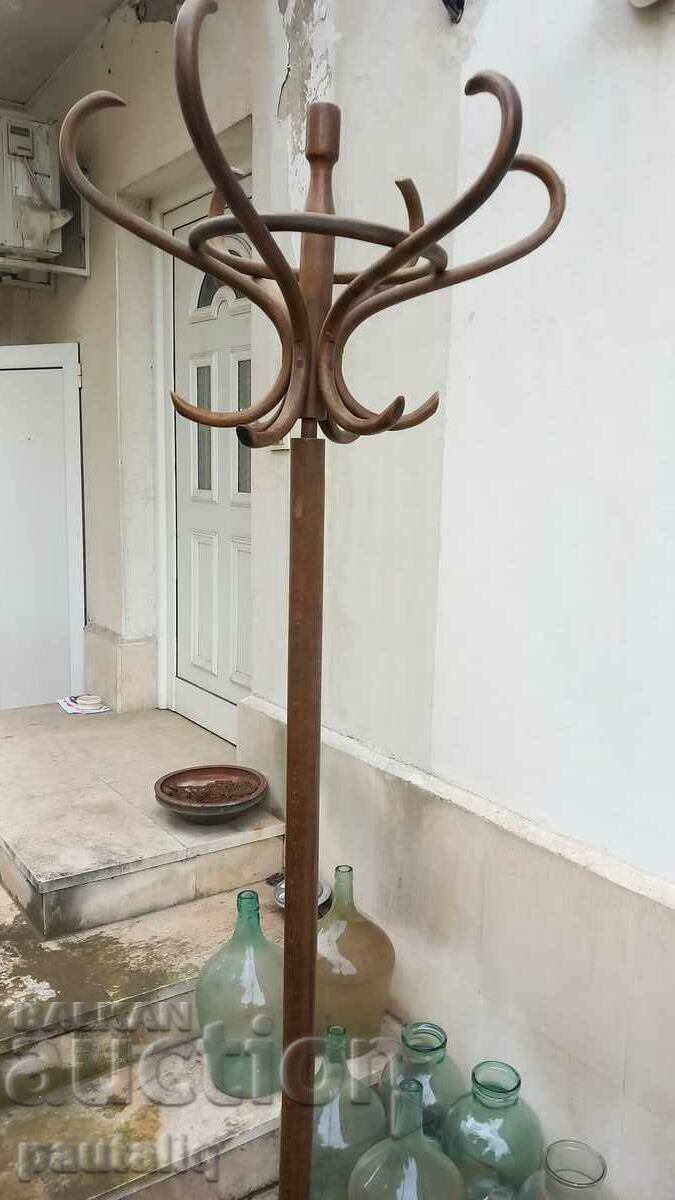 OLD VIENNA HANGER with price 30.00 BGN | € 15.34