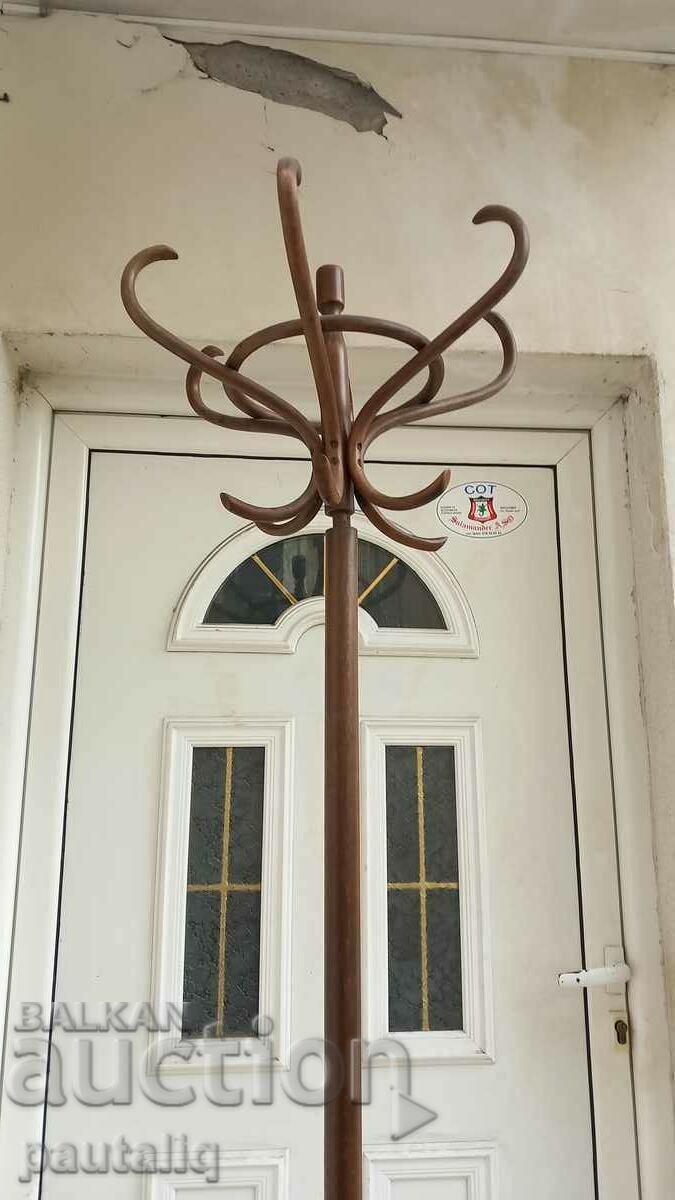 Delivery of OLD VIENNA HANGER