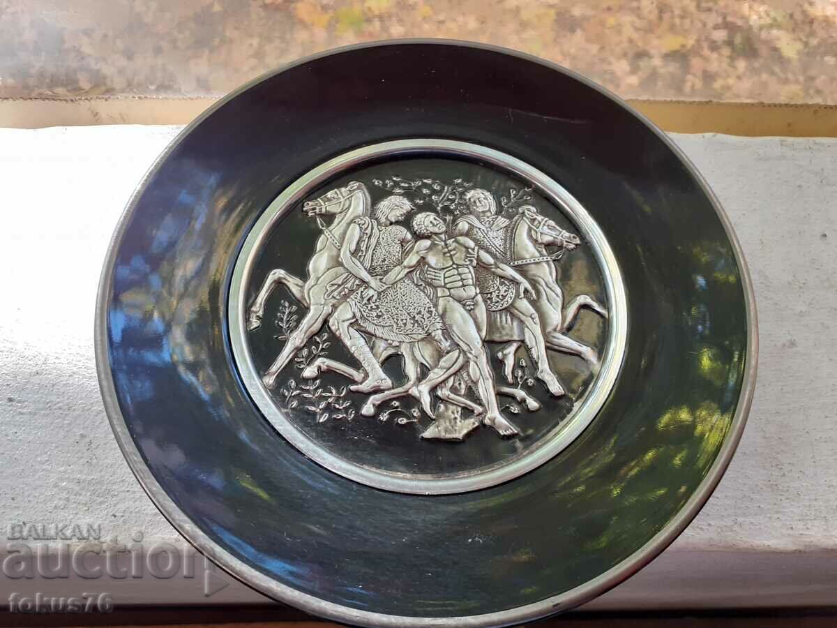 Auction Old porcelain collectible plate HALANDRI GREECE Auction Old porcelain collectible plate HALANDRI GREECE