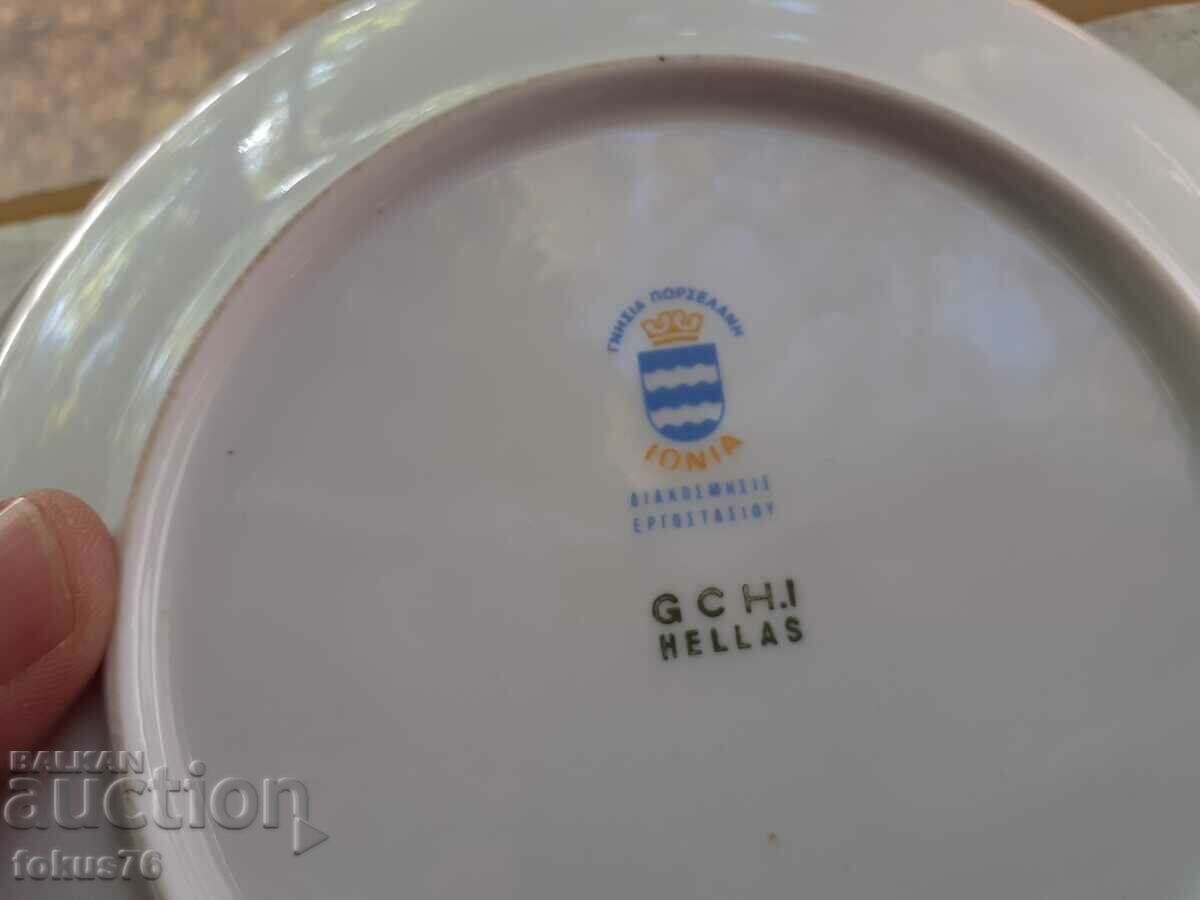 Livrarea Farfurii vechi de colectie din portelan - 6 bucati - Grecia Livrarea Farfurii vechi de colectie din portelan - 6 bucati - Grecia