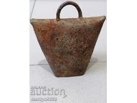 Стара хлопка, чан, звънец тюмбелек