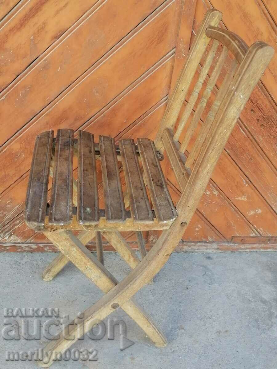 Δημοπρασία Παλιά καρέκλα 130 ετών, ξύλινη, πρωτόγονη Δημοπρασία Παλιά καρέκλα 130 ετών, ξύλινη, πρωτόγονη