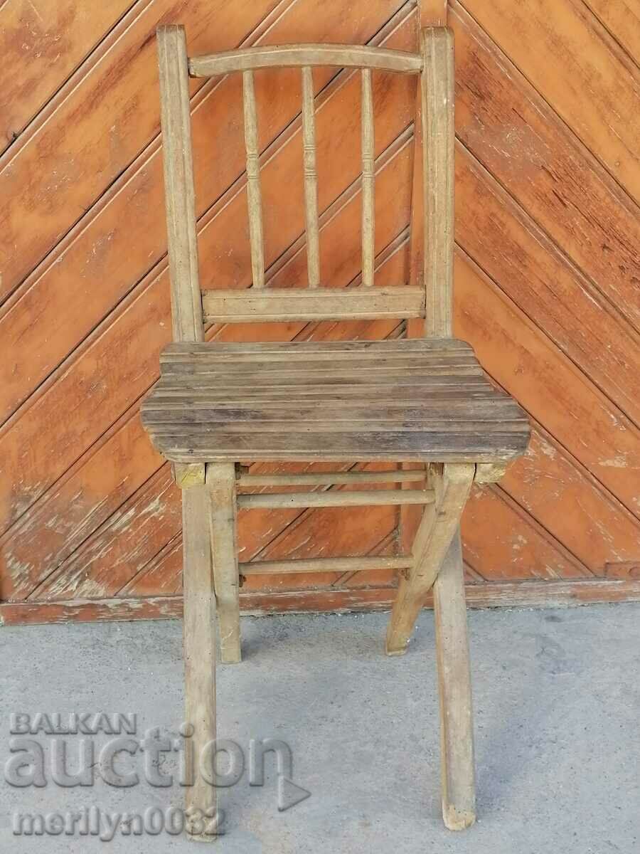 Стар 130 годишен стол, дървения, примитив