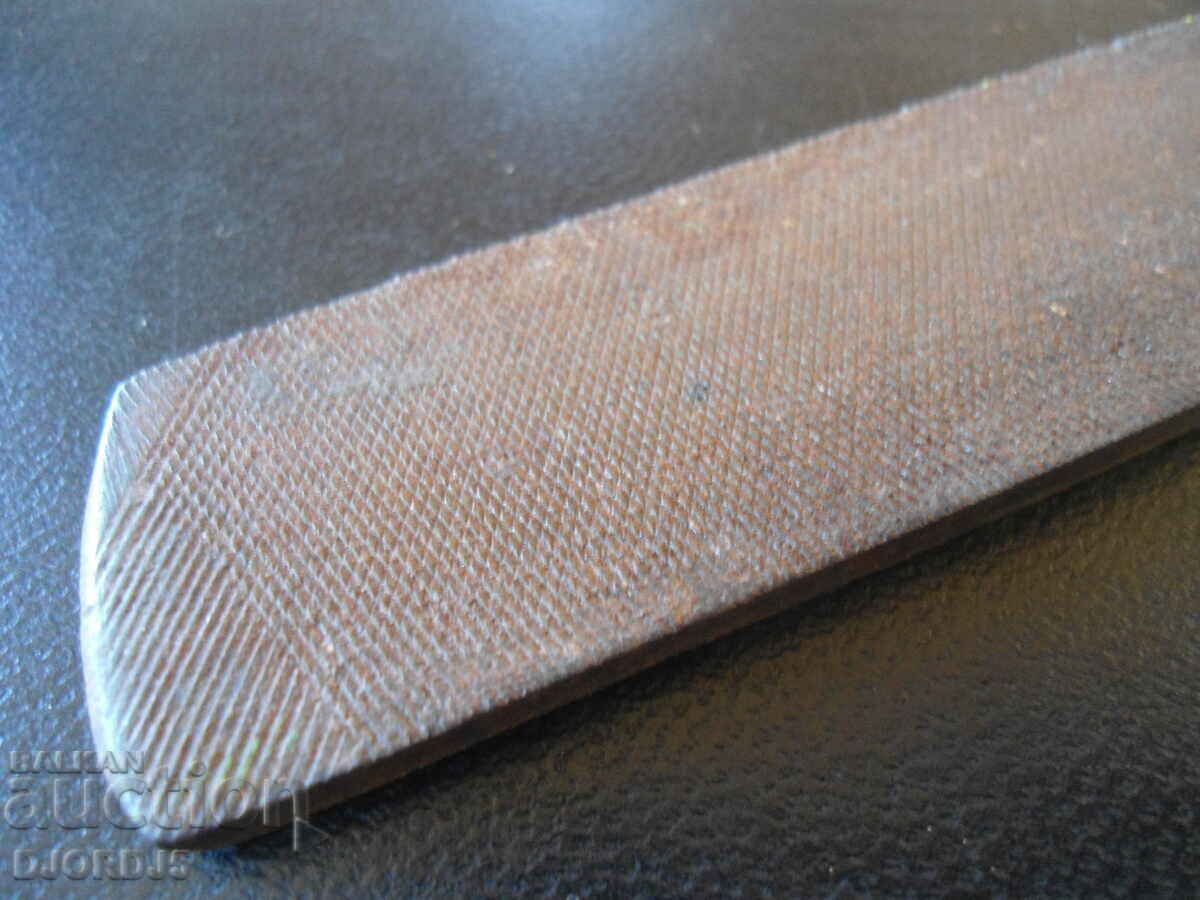 Old iron files with price 2.00 BGN | € 1.02 Old iron files with price 2.00 BGN | € 1.02
