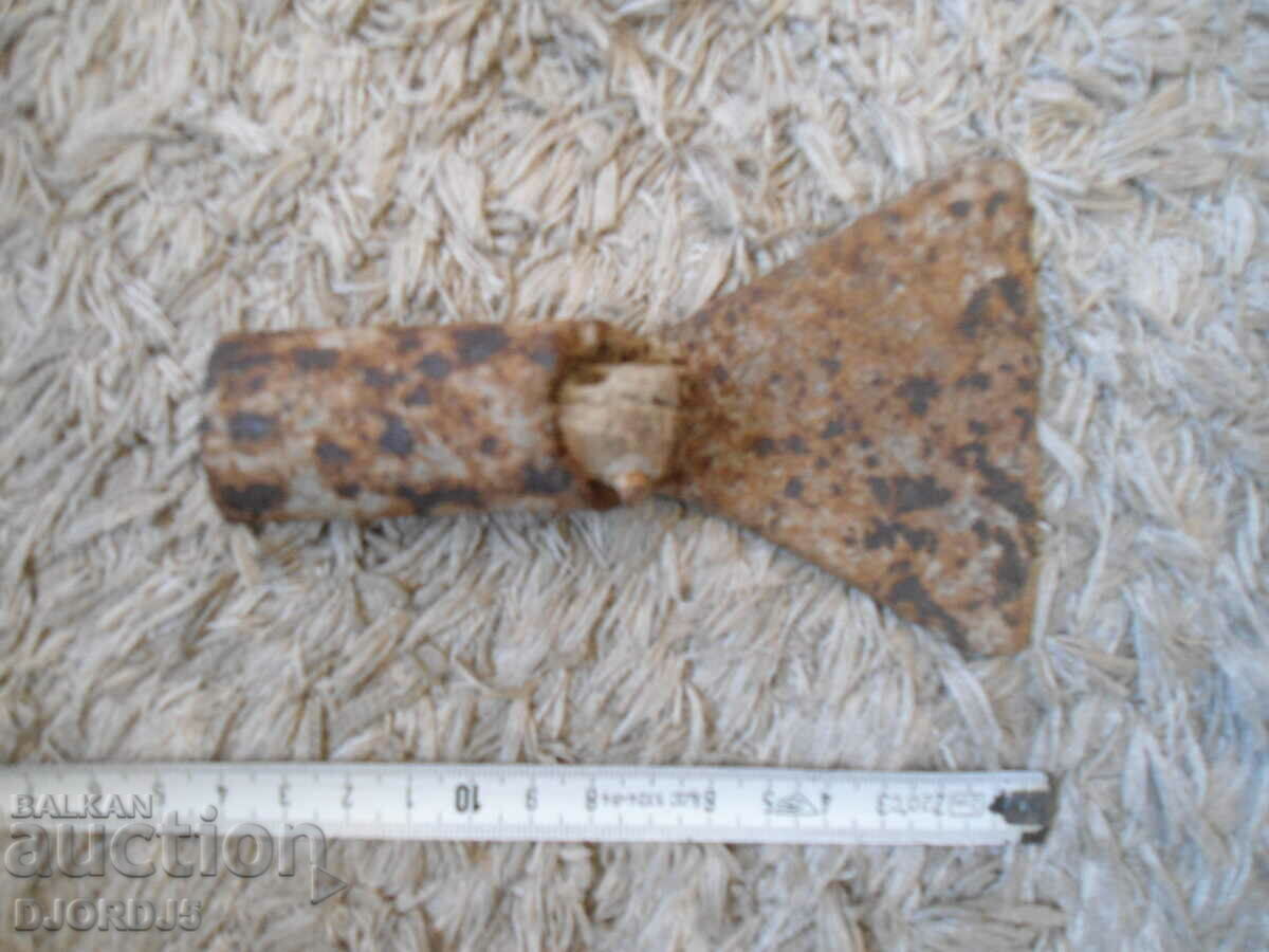 Auction Old tool Auction Old tool