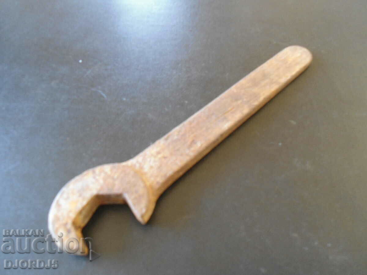 Old key with price 2.00 BGN | € 1.02 Old key with price 2.00 BGN | € 1.02