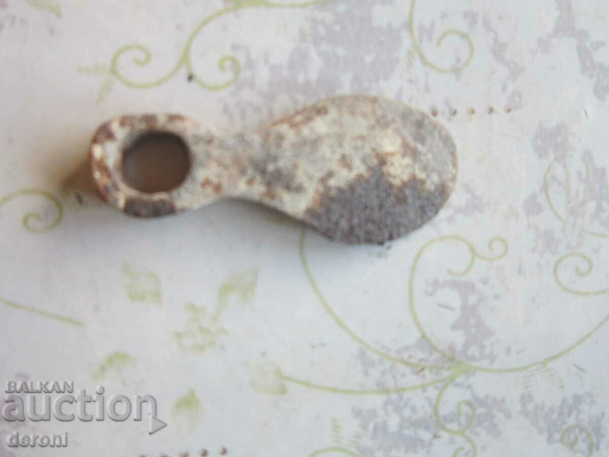 Antique hoe hoe sledgehammer wrought iron with price 10.00 BGN | € 5.11 Antique hoe hoe sledgehammer wrought iron with price 10.00 BGN | € 5.11