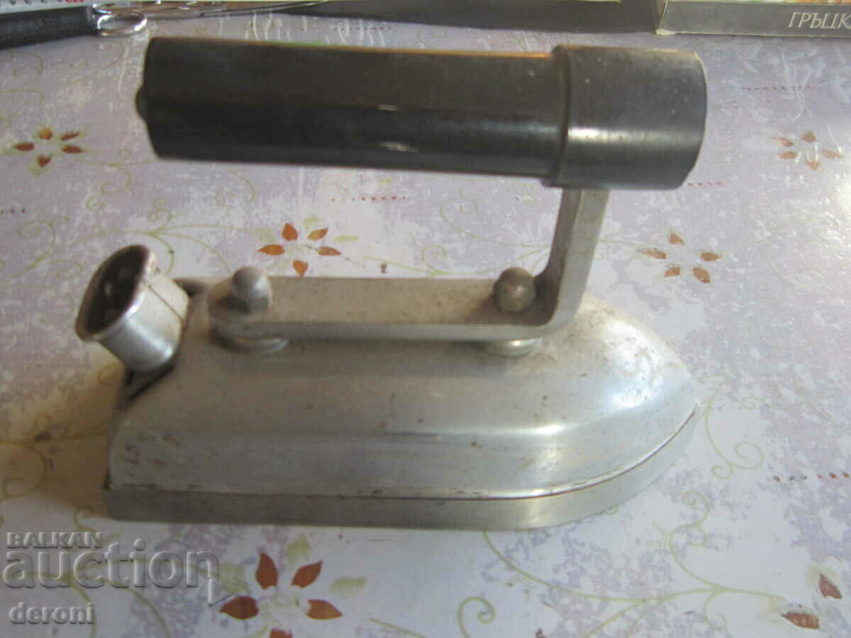 Antique electric iron - 6 Antique electric iron - 6
