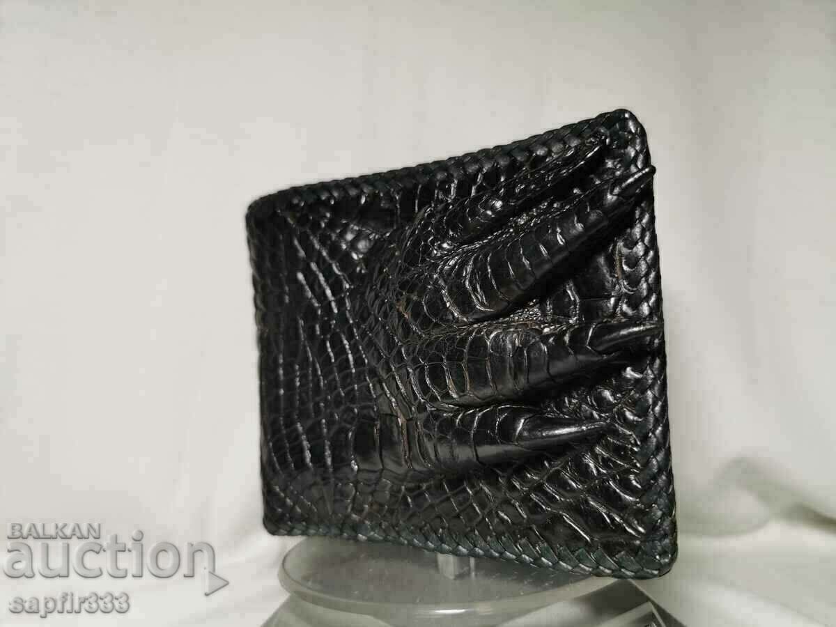 UNIQUE LUCOSE PORTFEL OF CROCODILE LEATHER with price 780.00 BGN | € 398.81 UNIQUE LUCOSE PORTFEL OF CROCODILE LEATHER with price 780.00 BGN | € 398.81