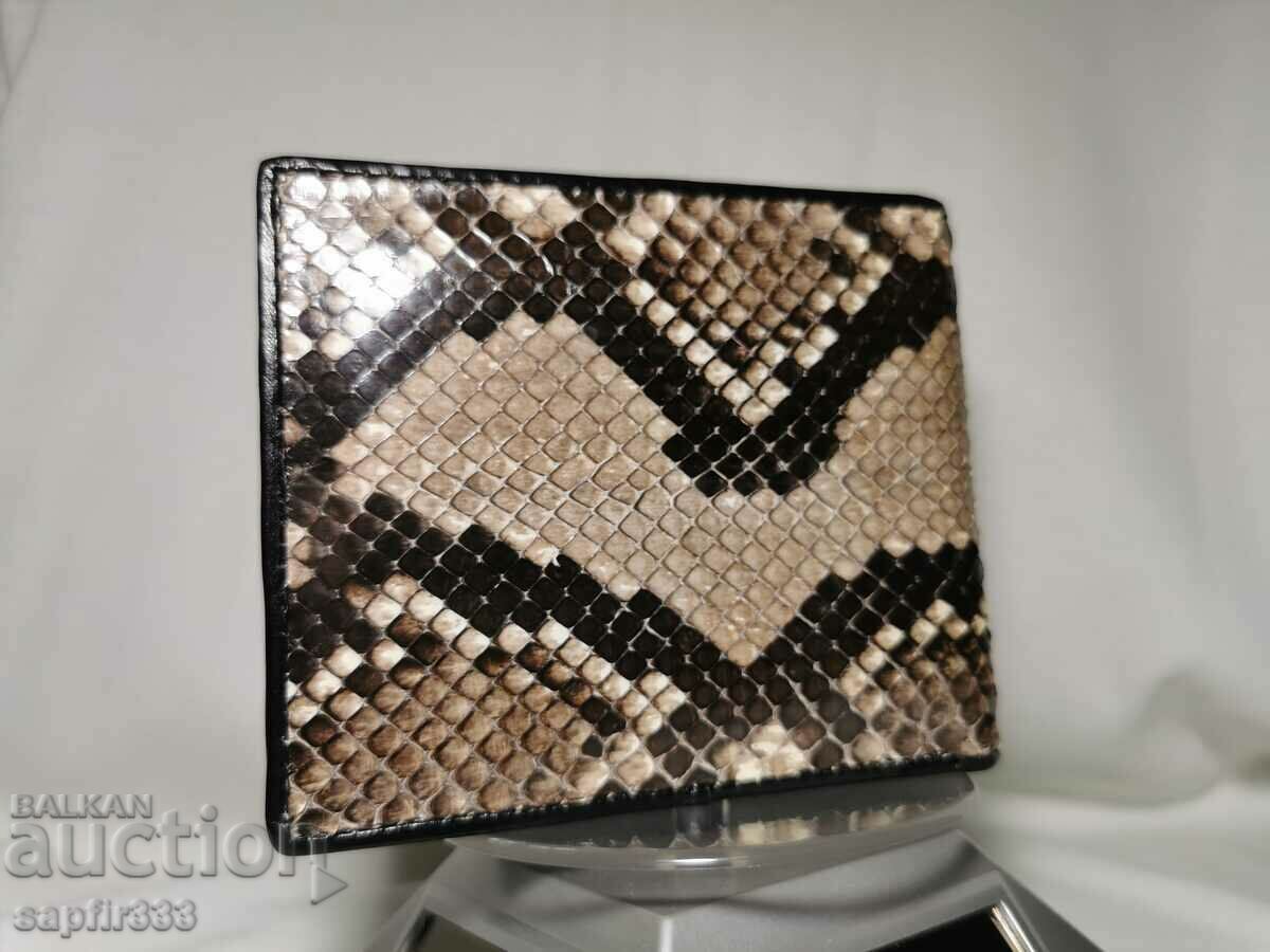 LUXURY GENUINE PYTHON LEATHER WALLET with price 227.00 BGN | € 116.06 LUXURY GENUINE PYTHON LEATHER WALLET with price 227.00 BGN | € 116.06