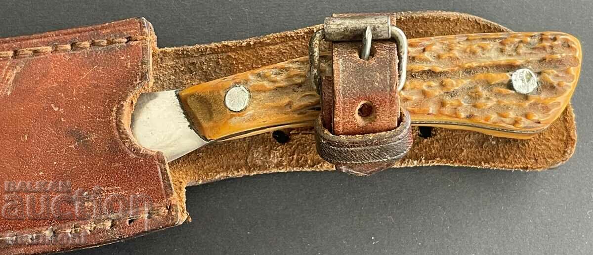 5233 Bulgaria hunting knife handle bone leather kaniya 60s. with price 50.00 BGN | € 25.56 5233 Bulgaria hunting knife handle bone leather kaniya 60s. with price 50.00 BGN | € 25.56