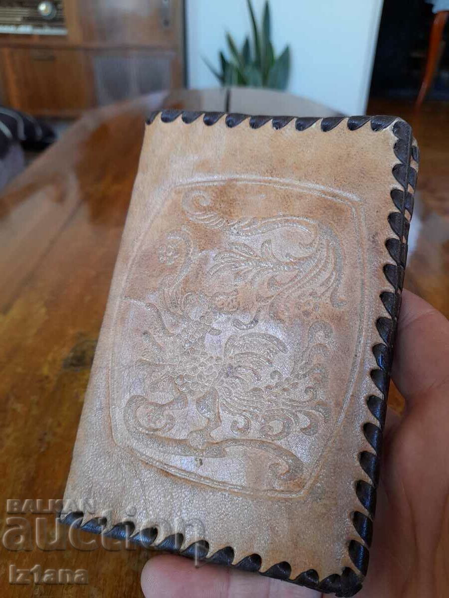 Старо портмоне,портфейл с цена 20.00 лв. | € 10.23 Старо портмоне,портфейл с цена 20.00 лв. | € 10.23