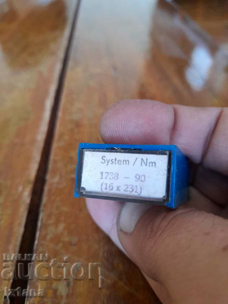 Auction Old sewing machine needles Auction Old sewing machine needles