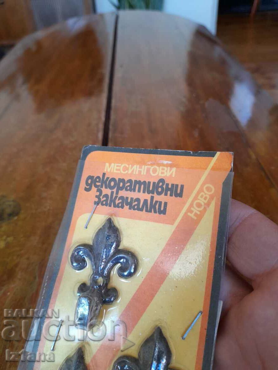 Auction Old Brass Decorative Hangers Auction Old Brass Decorative Hangers