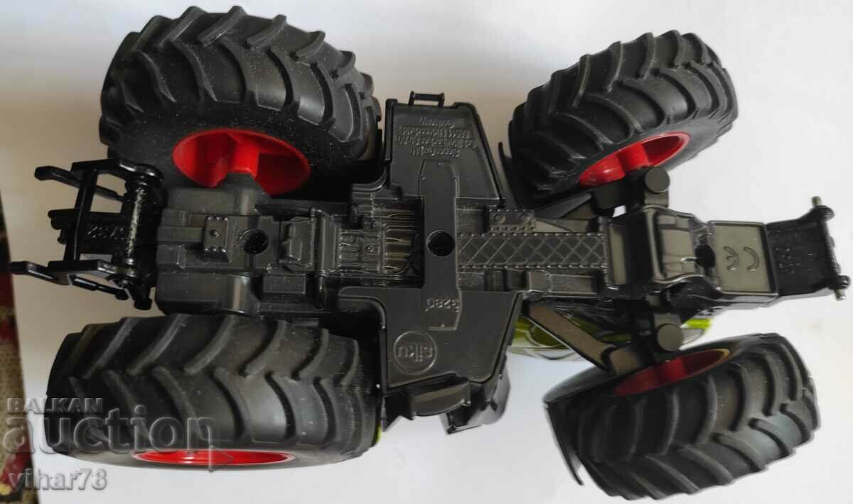 TOY TRACTOR - 5 TOY TRACTOR - 5