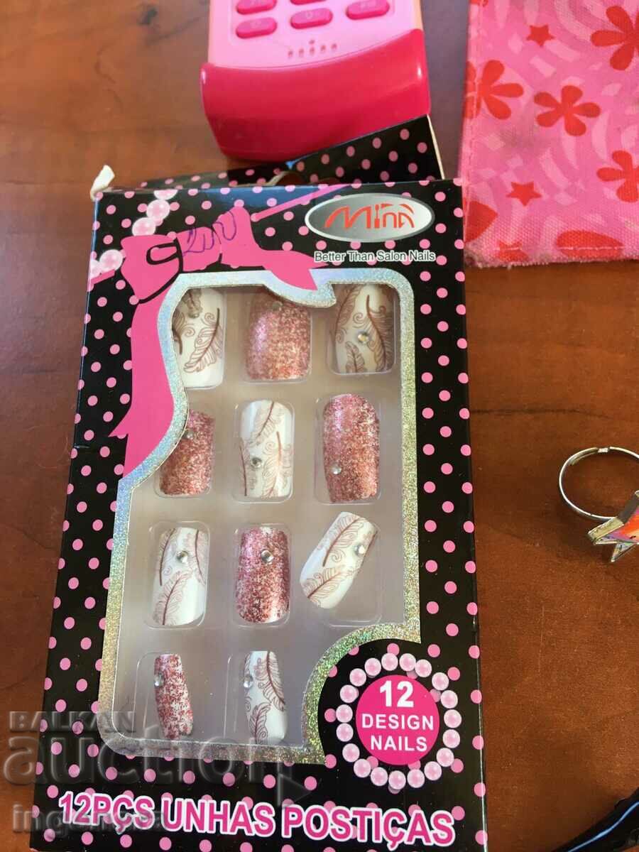 Livrarea INELE SUPORT UNUI SAGI ETC. PENTRU FETE MAI MARE Livrarea INELE SUPORT UNUI SAGI ETC. PENTRU FETE MAI MARE