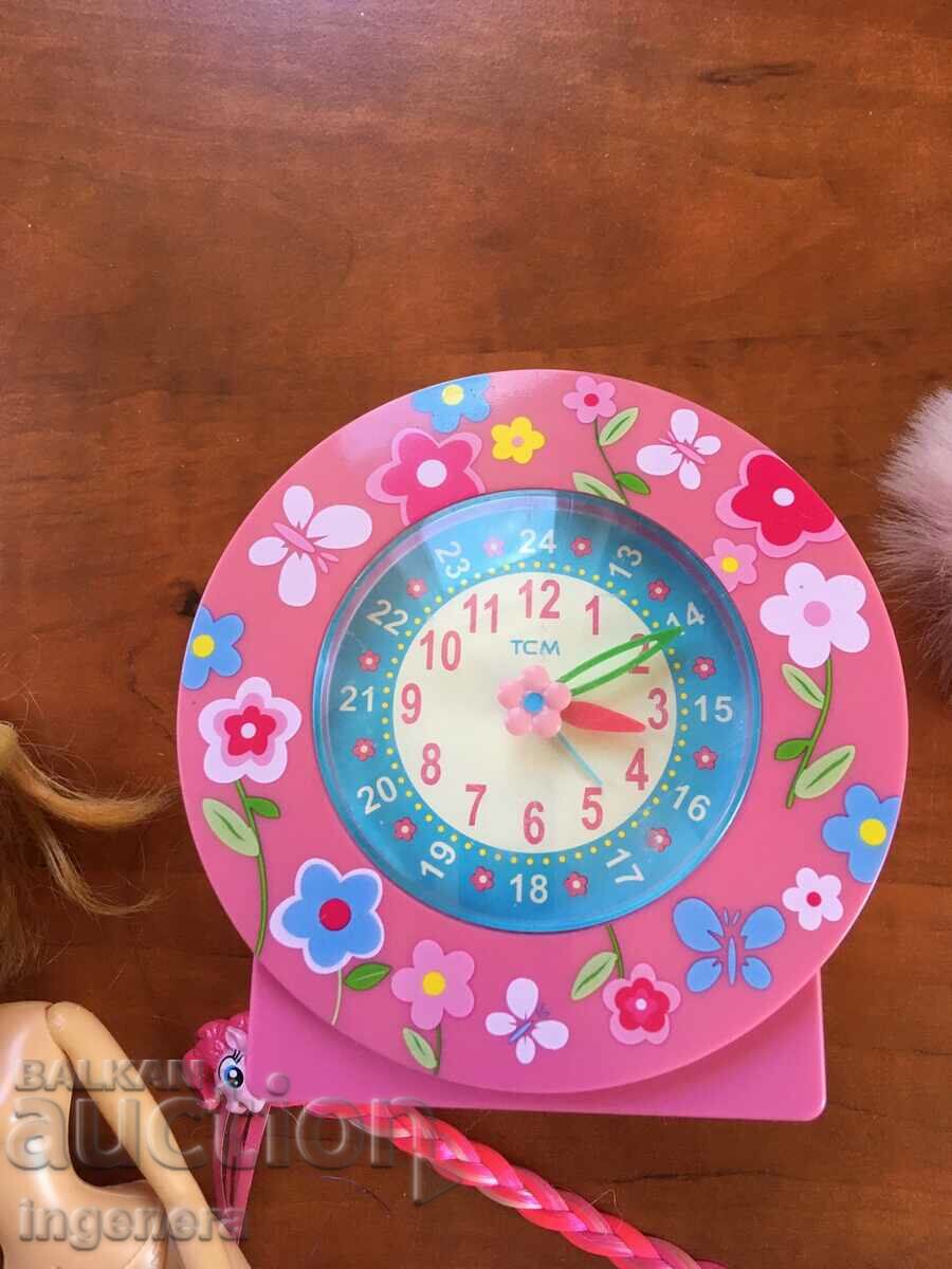 LOT OF TOYS AND FIGURES with price 8.00 BGN | € 4.09