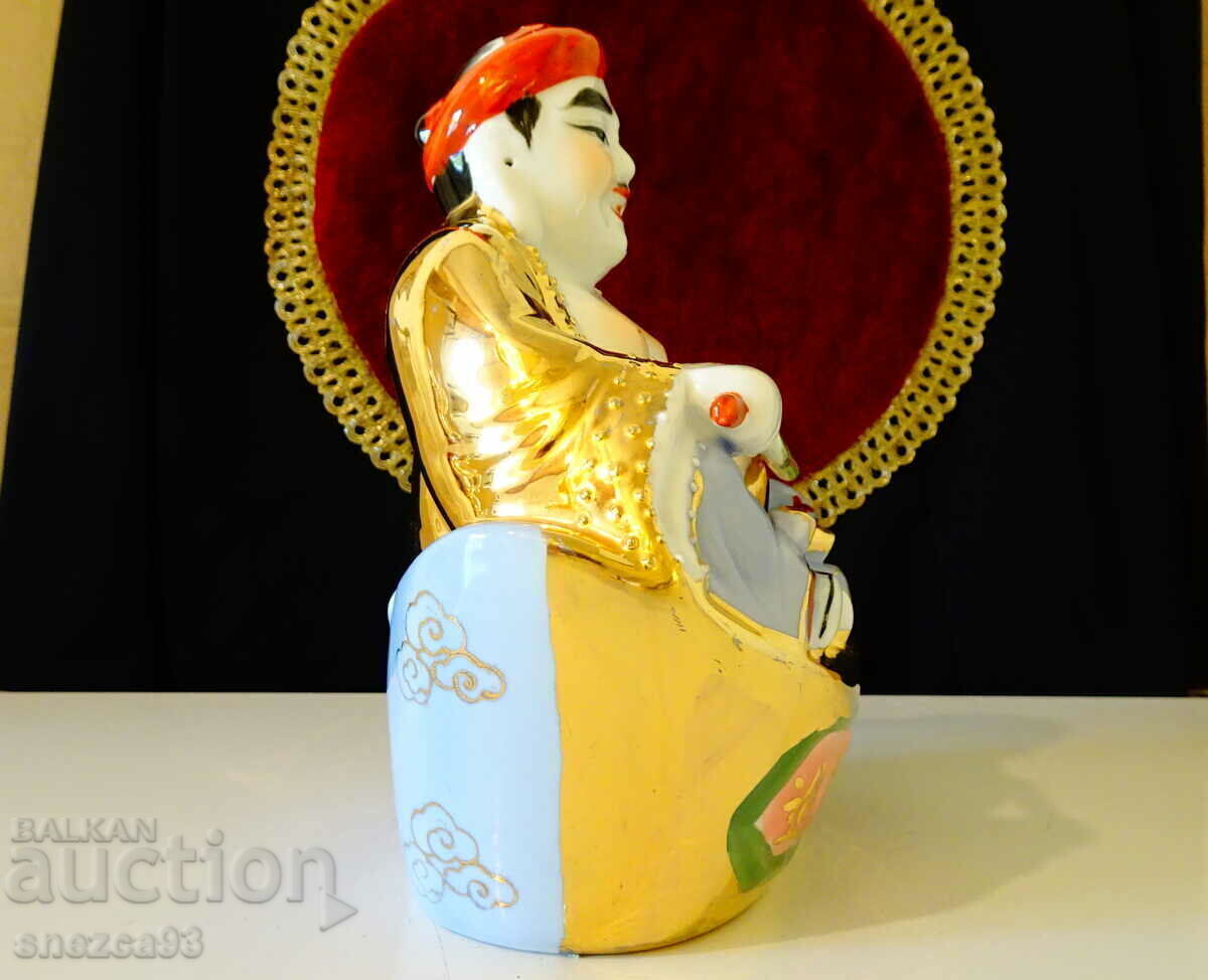 Chinese porcelain Buddha figure, gold, feng shui. with price 129.00 BGN | € 65.96 Chinese porcelain Buddha figure, gold, feng shui. with price 129.00 BGN | € 65.96