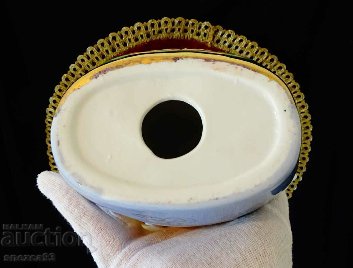 Chinese porcelain Buddha figure, gold, feng shui. - 6 Chinese porcelain Buddha figure, gold, feng shui. - 6