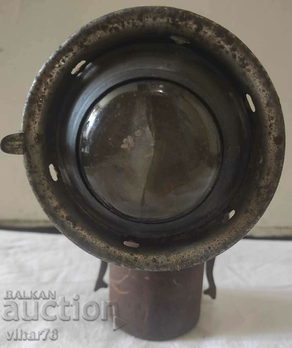 Auction An old miner's lamp Auction An old miner's lamp