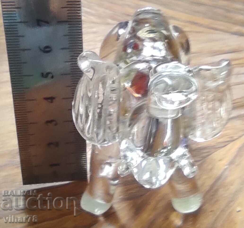 Glass elephant figure - 6 Glass elephant figure - 6