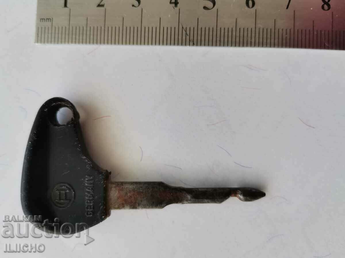 κλειδιά 5 τεμ. για 15 BGN με τιμή 15.00 BGN | € 7.67 κλειδιά 5 τεμ. για 15 BGN με τιμή 15.00 BGN | € 7.67