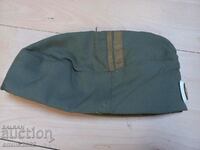 A military officer's cap