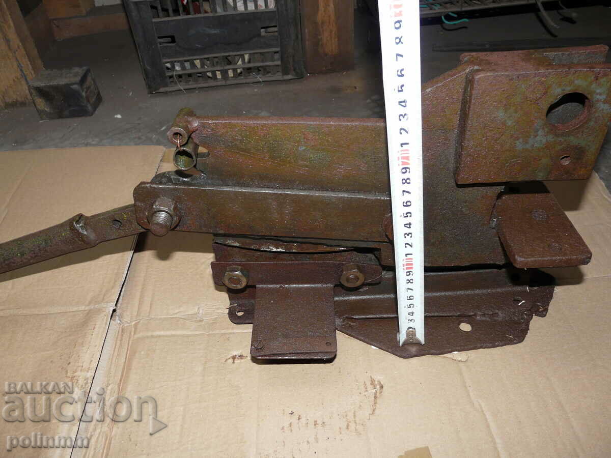 Old Professional German Sheet Metal Guillotine - 2 with price 150.00 BGN | € 76.69 Old Professional German Sheet Metal Guillotine - 2 with price 150.00 BGN | € 76.69