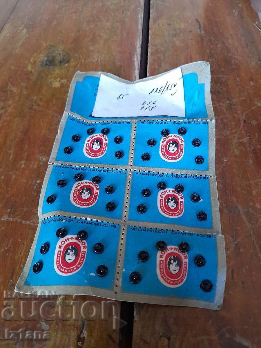 Old Koh i Noor buttons