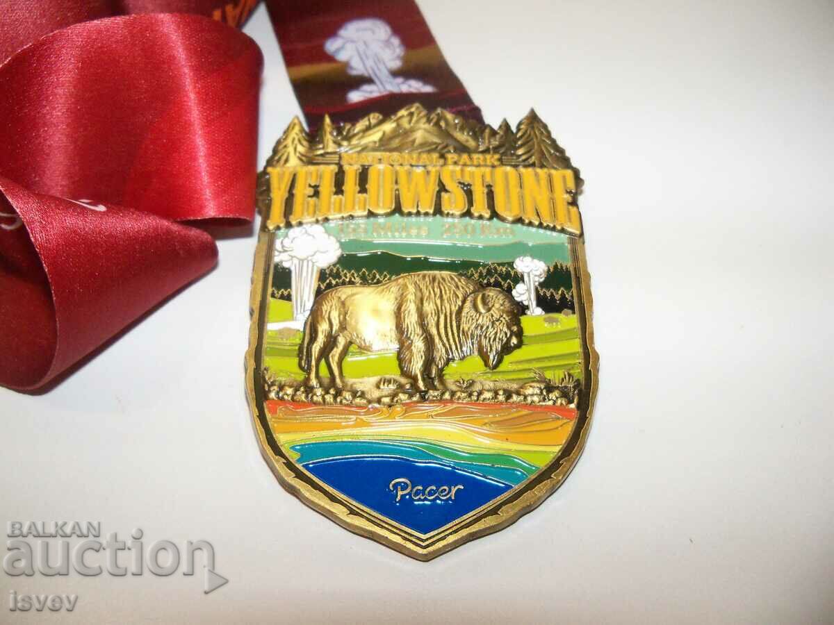 Yellowstone collectible Pacer medal in original box - 6 Yellowstone collectible Pacer medal in original box - 6