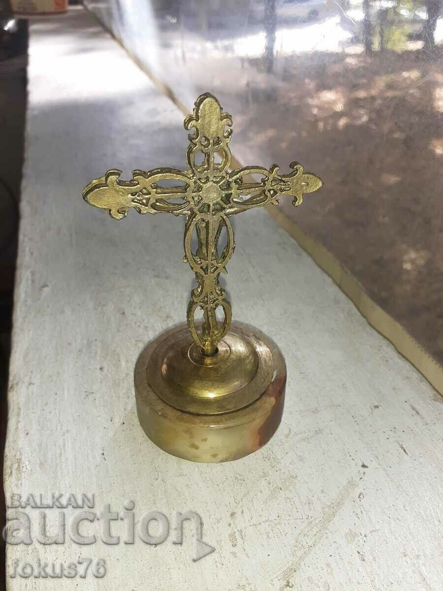 Auction  Table cross crucifix religion cross