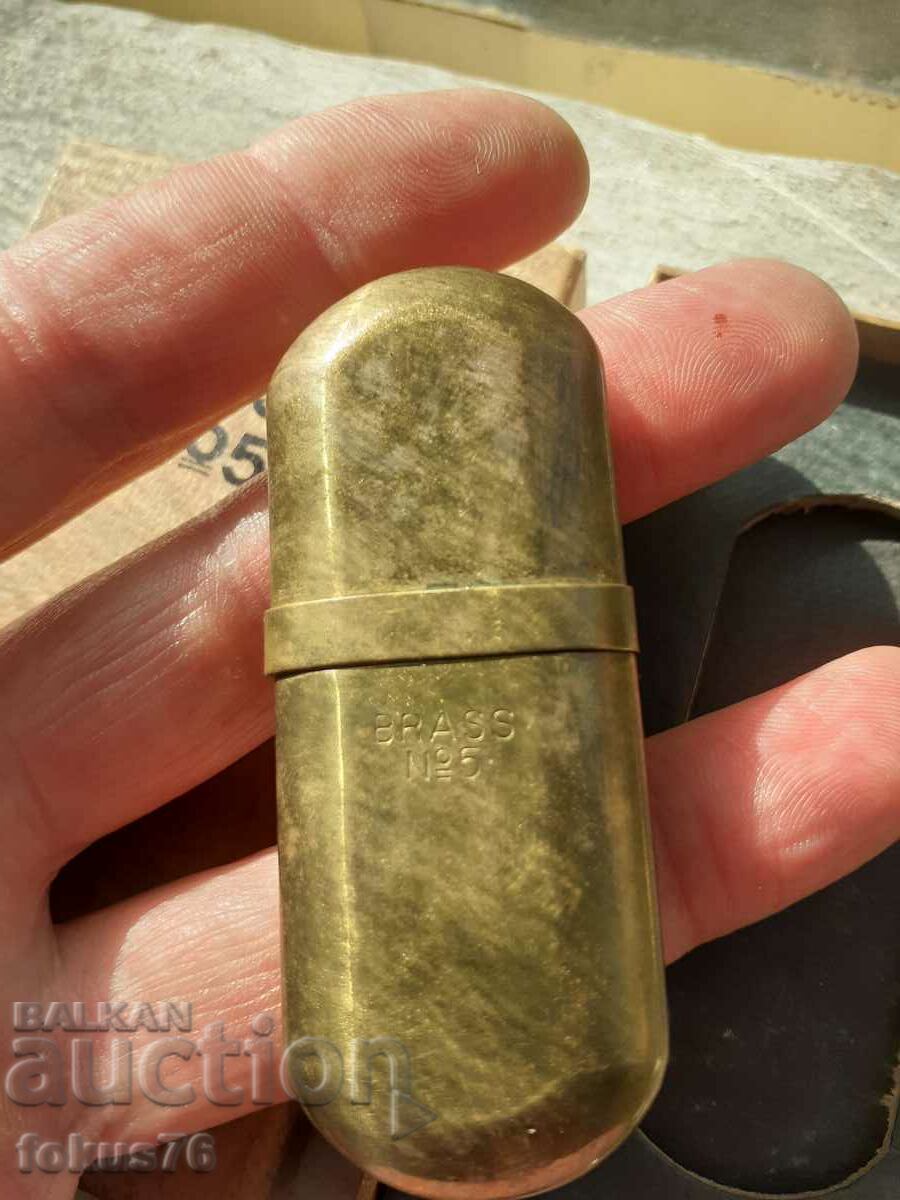 Auction Old collectible Brass #5 petrol lighter Auction Old collectible Brass #5 petrol lighter