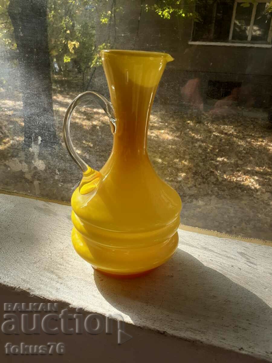 Amazing Yellow Jug Carafe Decanter - 6 Amazing Yellow Jug Carafe Decanter - 6