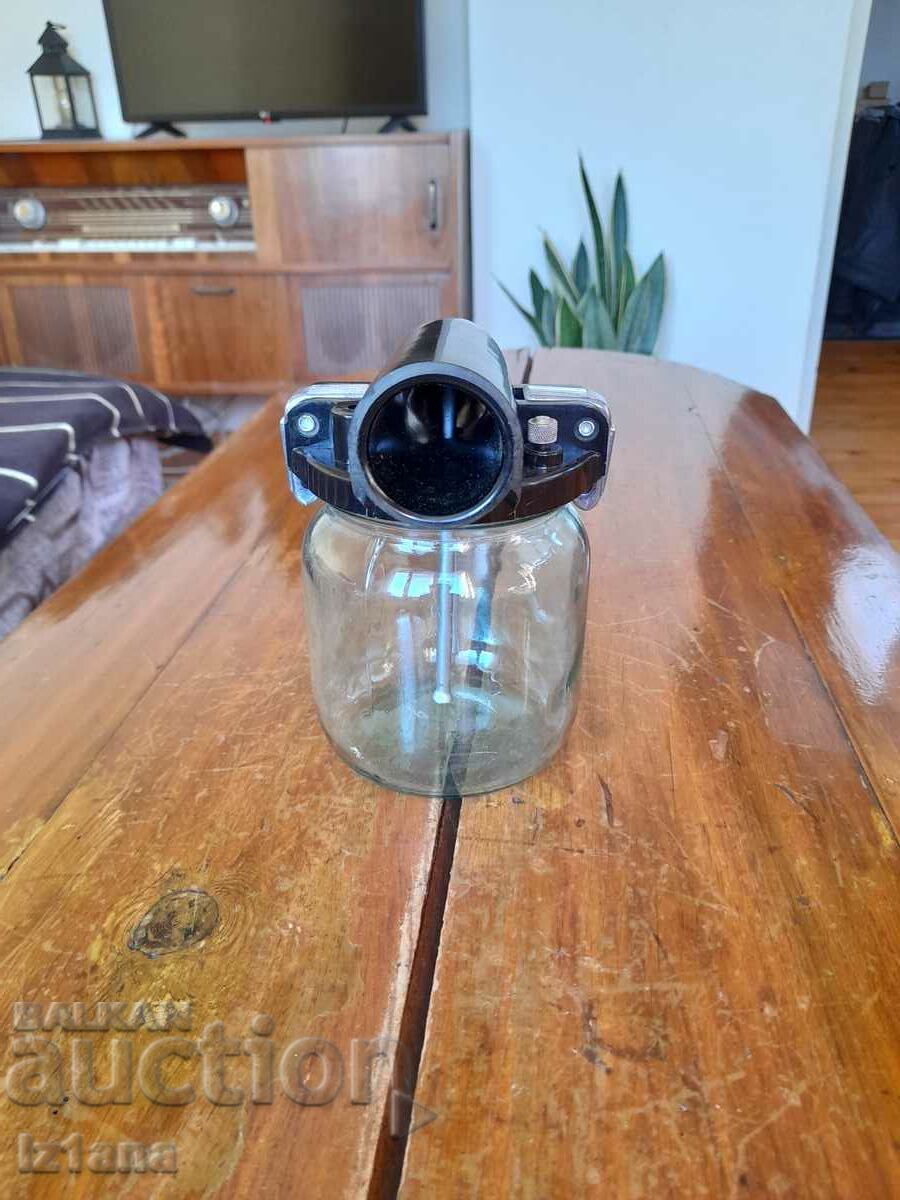 Borcan vechi pentru aspirator cu preț 27.00 BGN | € 13.80 Borcan vechi pentru aspirator cu preț 27.00 BGN | € 13.80