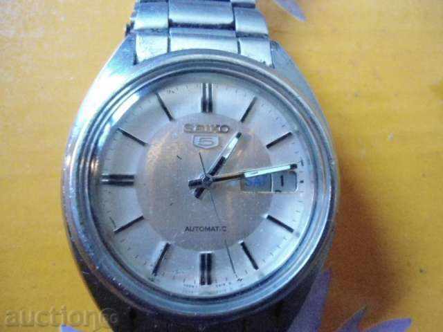 Seiko 5 - automatic retro with price 60.00 BGN | € 30.68 Seiko 5 - automatic retro with price 60.00 BGN | € 30.68