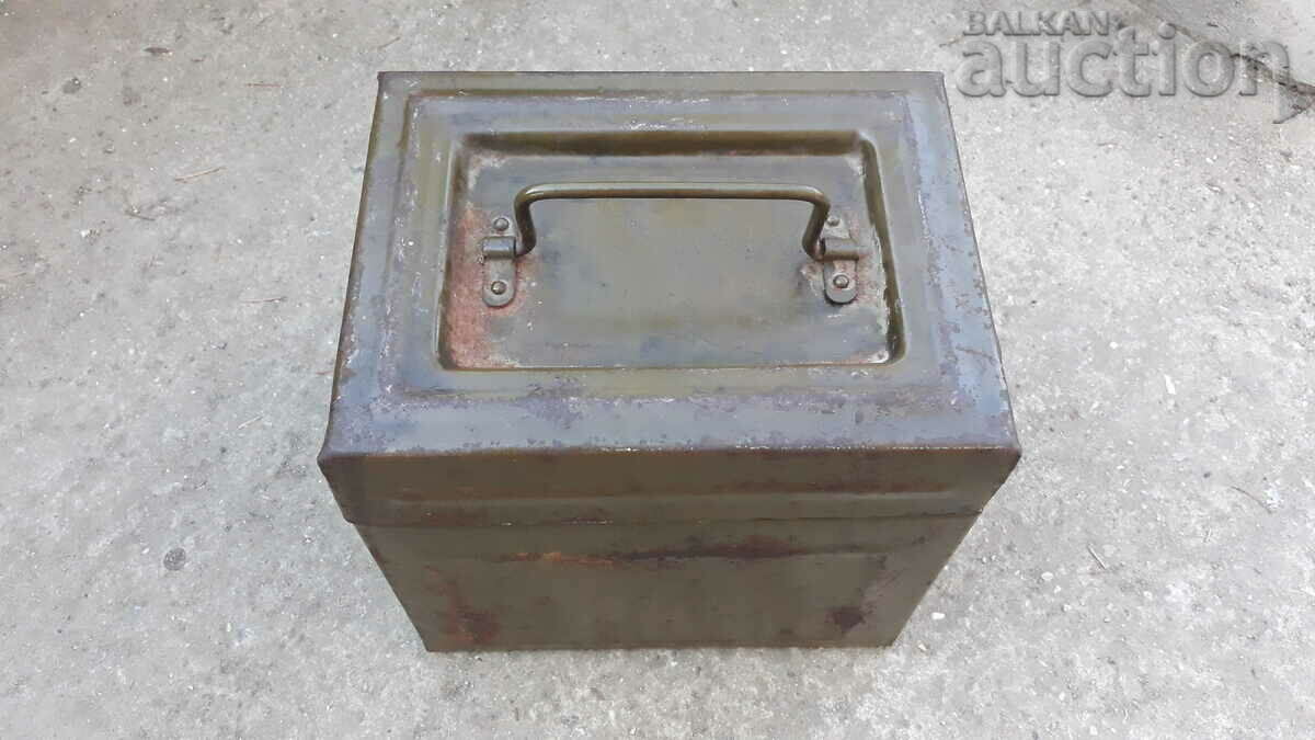 Auction vintage military box box cartridge tube Auction vintage military box box cartridge tube