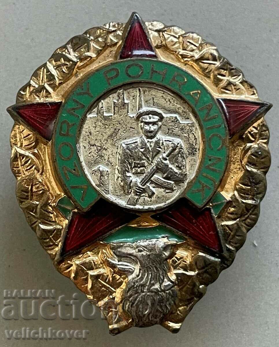 33339 Czechoslovakia badge Excellent border guard enamel 1960s.