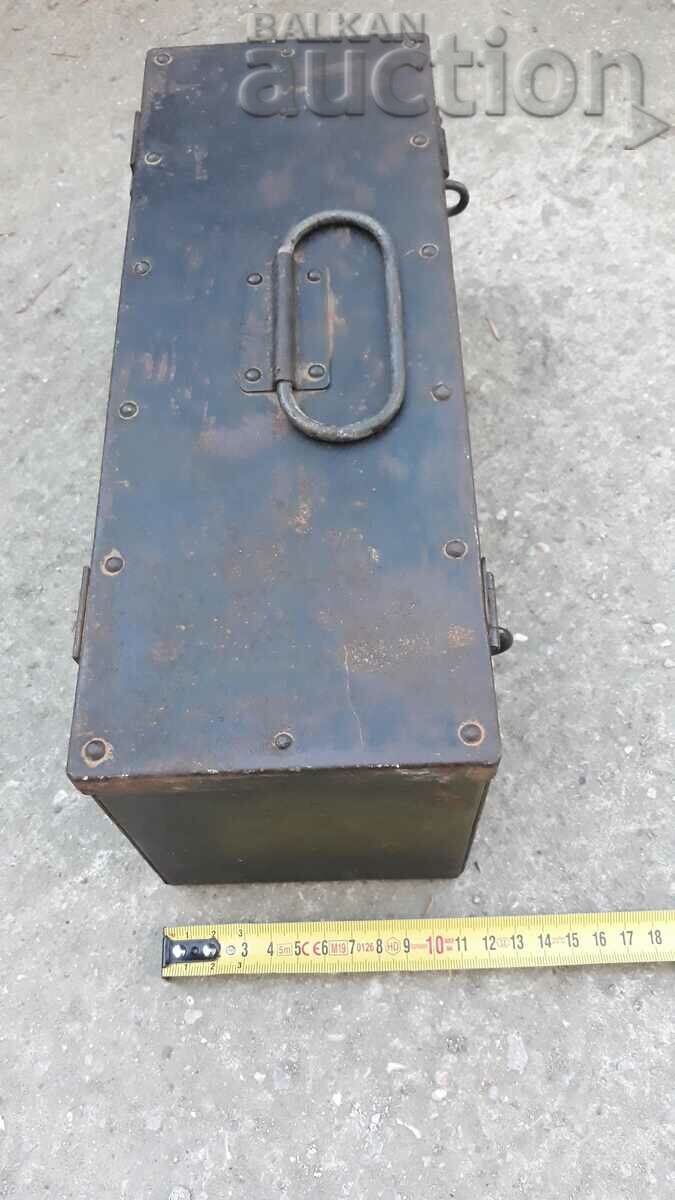 Auction box chest from ZIP Ottoman Empire Turkey WW1 WWI RRRRR Auction box chest from ZIP Ottoman Empire Turkey WW1 WWI RRRRR