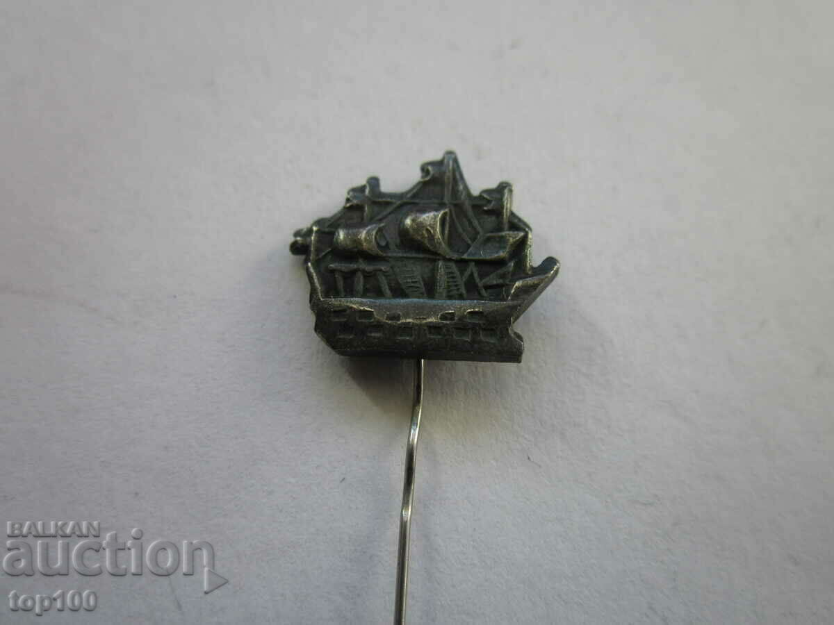 Auction METAL BADGE SHIP BZC !!! Auction METAL BADGE SHIP BZC !!!