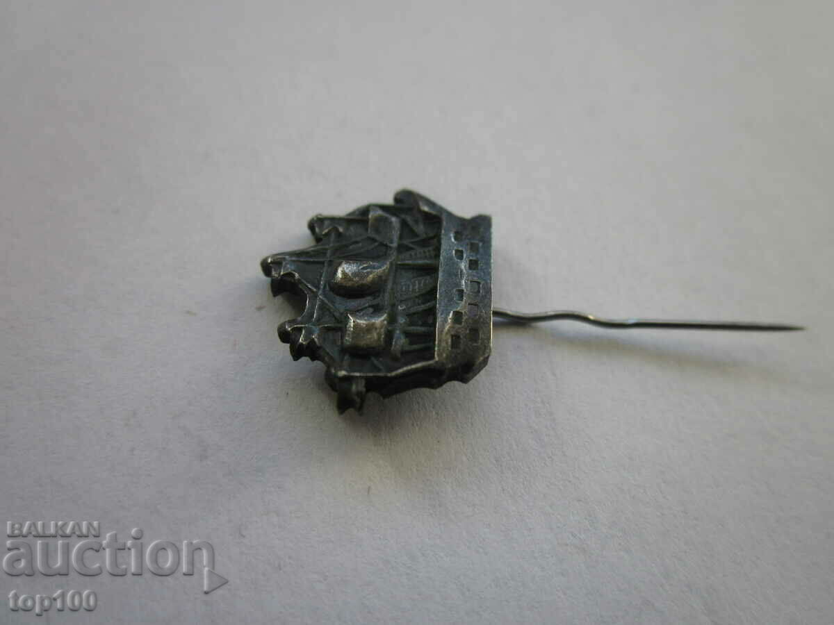 METAL BADGE SHIP BZC !!! - 5 METAL BADGE SHIP BZC !!! - 5