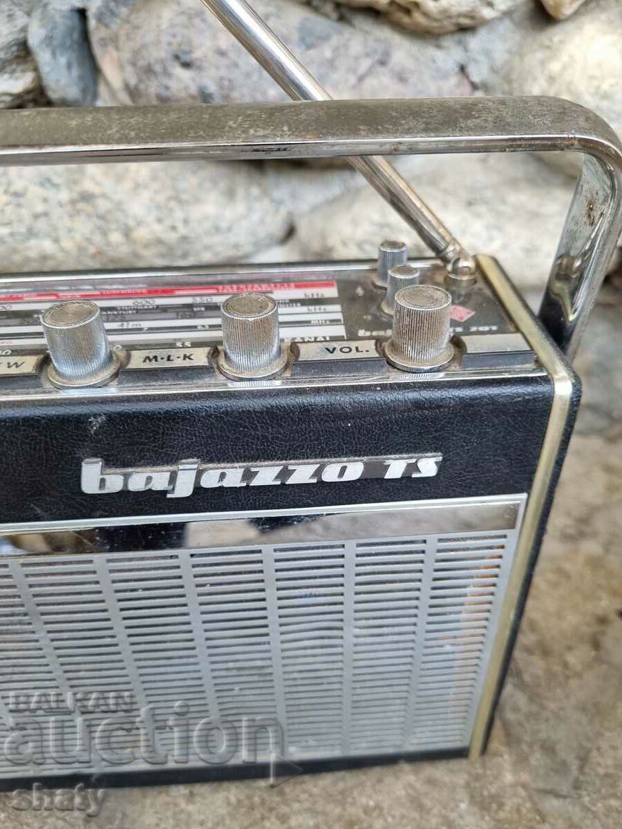 Auction  Old retro radio