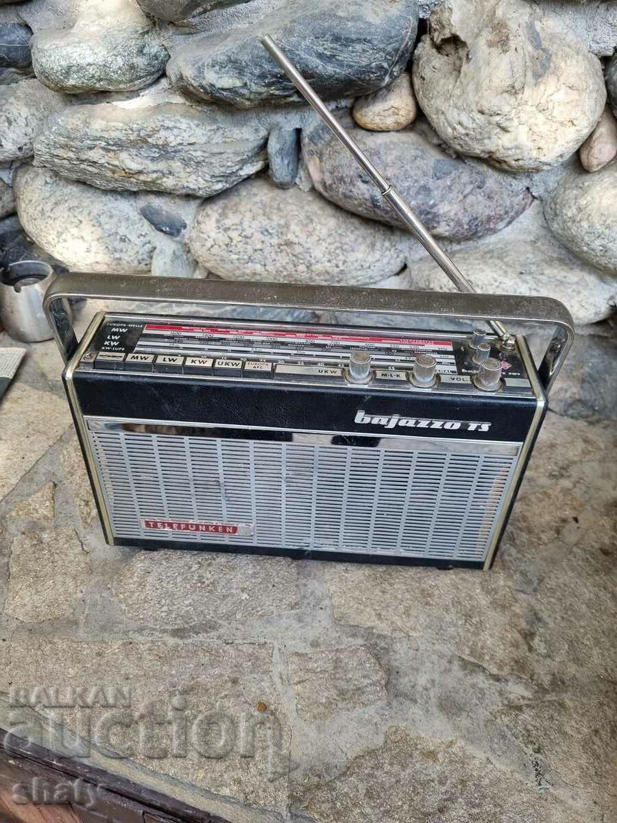Παλιό ρετρό ραδιόφωνο