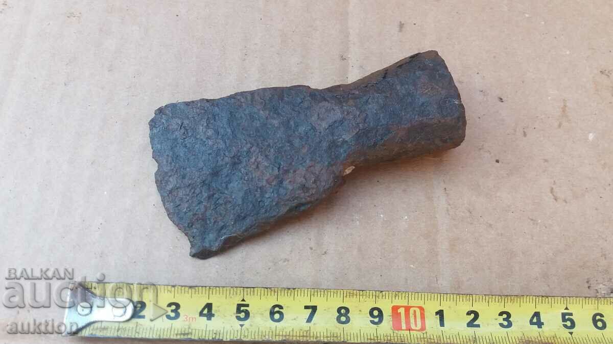 Auction FORGED RENAISSANCE SCRATCH, CRANE TOOL Auction FORGED RENAISSANCE SCRATCH, CRANE TOOL