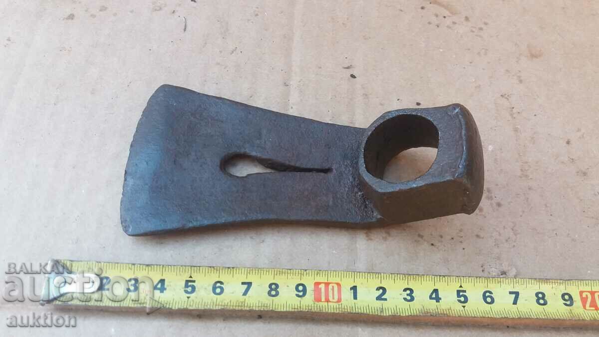 Delivery of WROUGHT METAL TESLA - CARPENTER'S TOOL - REVIVAL