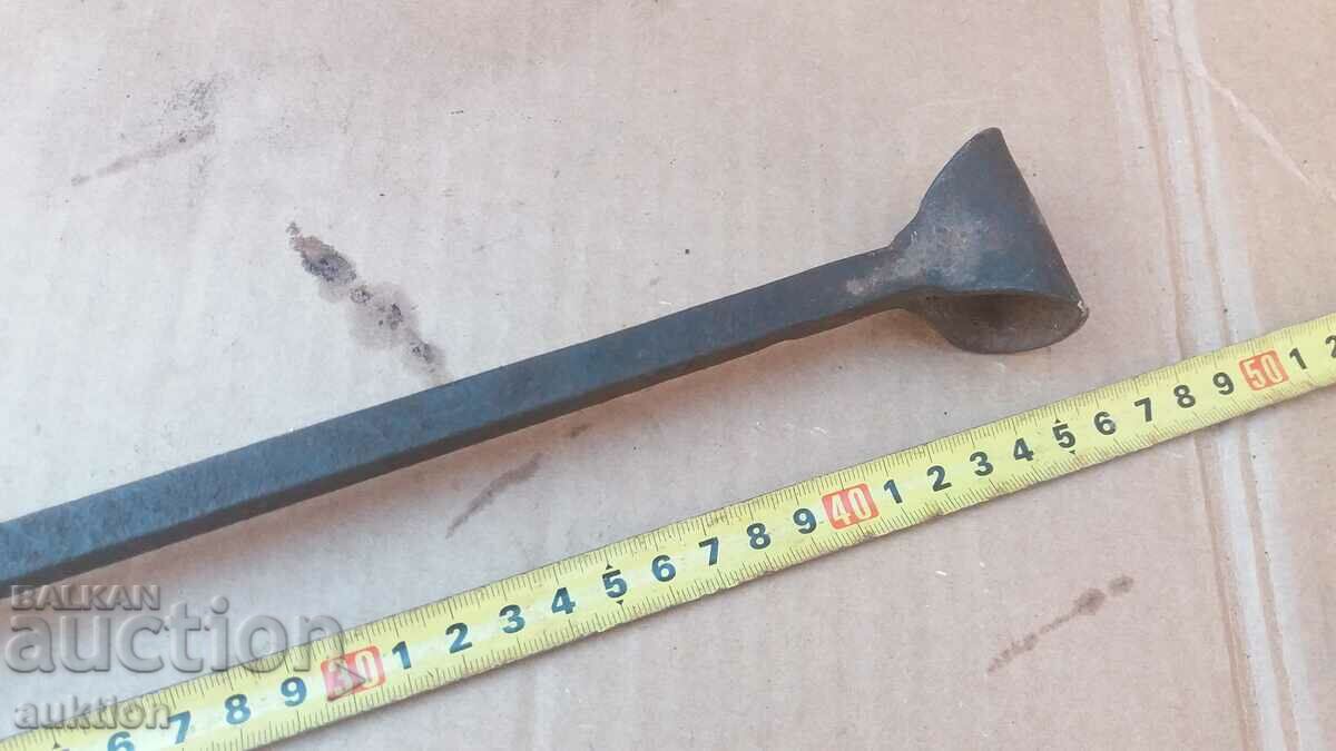 КОВАН ВЪЗРОЖДЕНСКИ МИТКАП, СВРЕДЕЛ ИНСТРУМЕНТ с цена 3.49 лв. | € 1.78 КОВАН ВЪЗРОЖДЕНСКИ МИТКАП, СВРЕДЕЛ ИНСТРУМЕНТ с цена 3.49 лв. | € 1.78