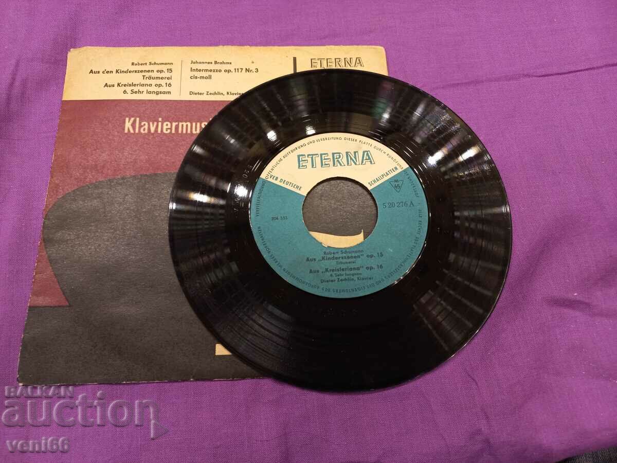 Gramophone record - small format - Klaviermuzik with price 1.50 BGN | € 0.77 Gramophone record - small format - Klaviermuzik with price 1.50 BGN | € 0.77