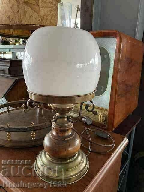 Старинна настолна електрическа лампа