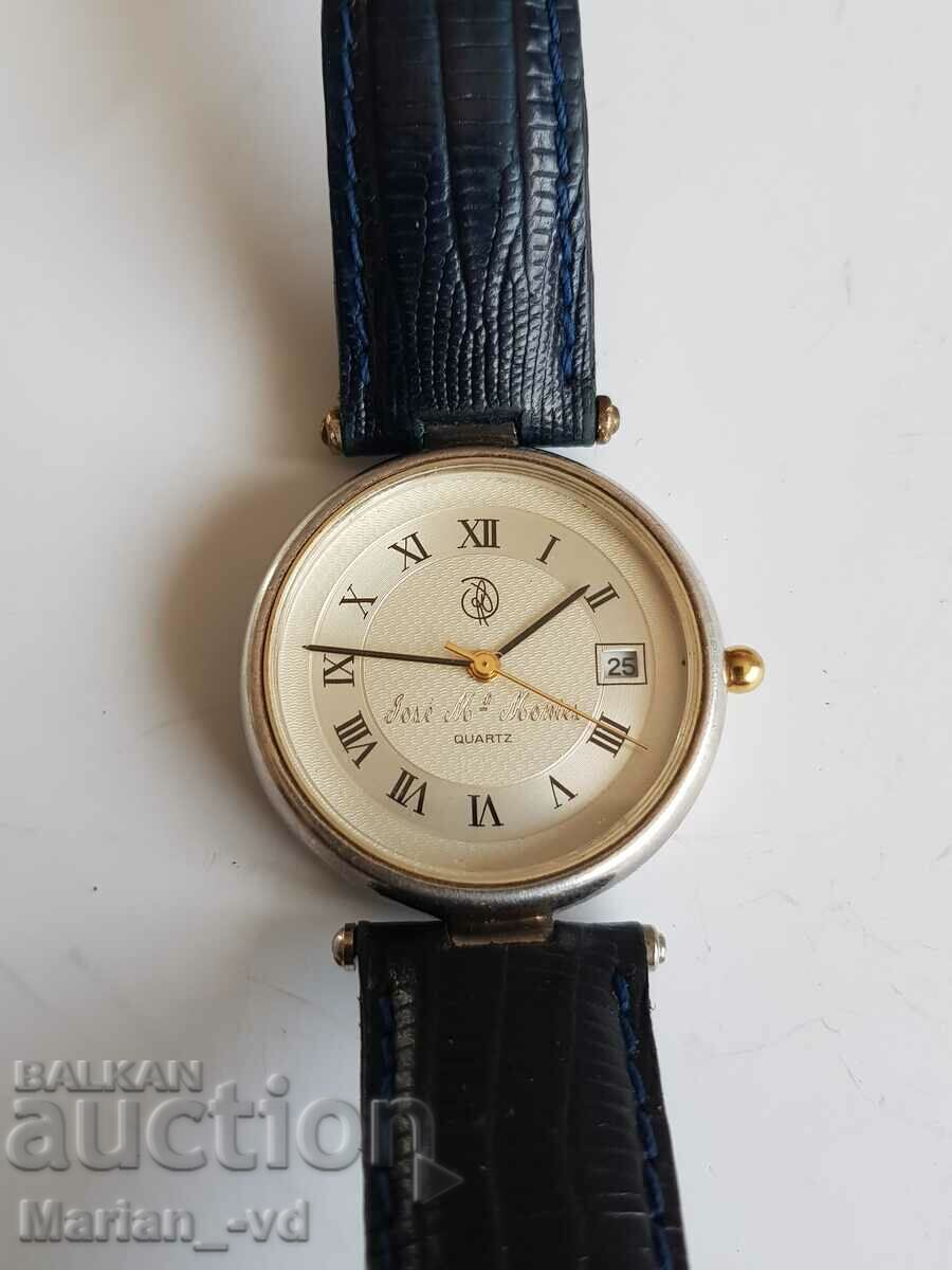 Ρολόι χειρός χαλαζία με ασημί θήκη με τιμή 80.00 BGN | € 40.90 Ρολόι χειρός χαλαζία με ασημί θήκη με τιμή 80.00 BGN | € 40.90