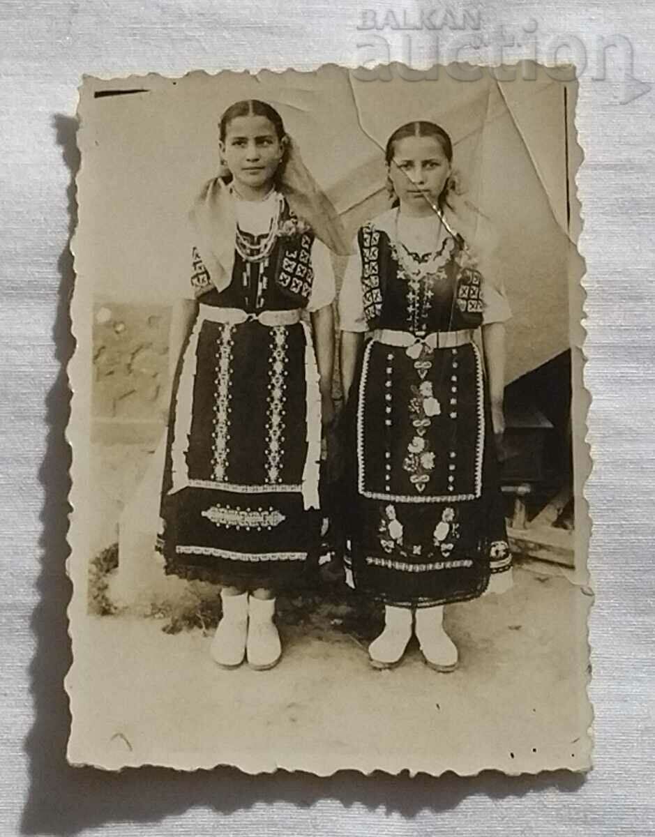 ETHNOGRAPHY GIRLS BULGARIA PHOTO ETHNOGRAPHY GIRLS BULGARIA PHOTO